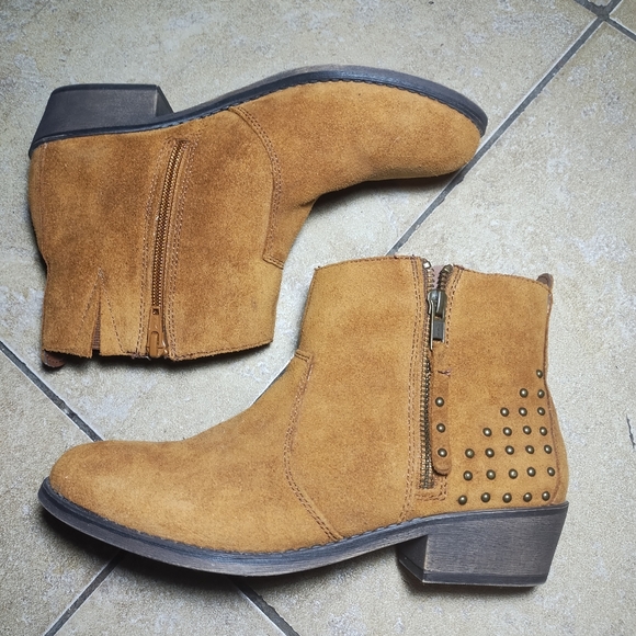 White Mountain Womens Brown Zip Up Leather Ankle Boots Size 7W - Picture 2 of 7